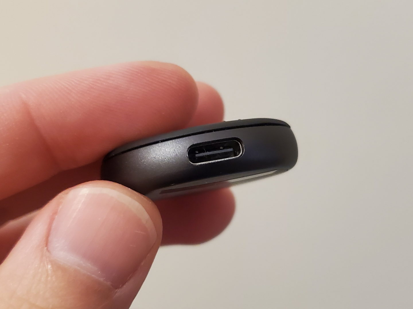 close up of the usb-c port on the finder 2.0, part of the PebbleBee Finder 2.0 and BlackCard Review