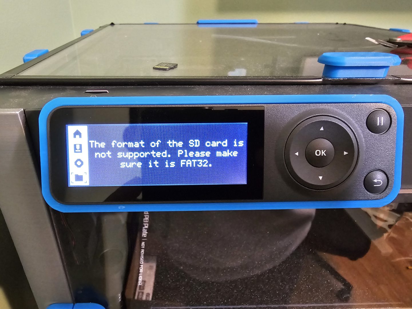 photo showing the "sd card format not supported" message on a bambu lab p1p